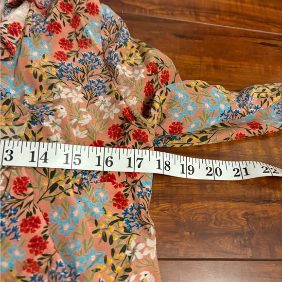 INTERMIX Silk printed Floral Ruffle Blouse Top Tie Front V-Neck Boho size 2 - Picture 13 of 16